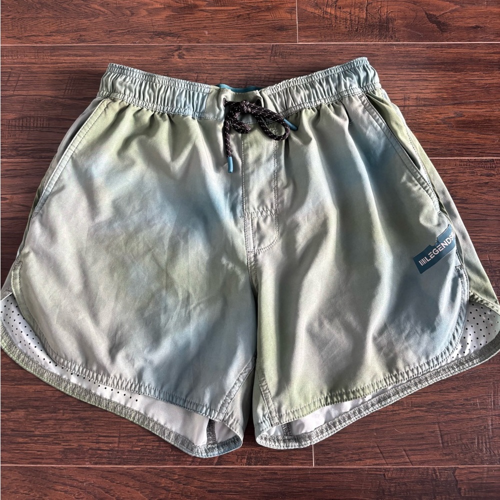 Legends 5” Luka shorts men’s size S. Green tie dye